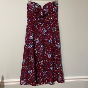 Strapless maroon and blue floral with bow. Lulu’s brand, size small. MIDI length